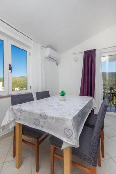 Apartman Belakusic 2 Grebastica Exterior photo
